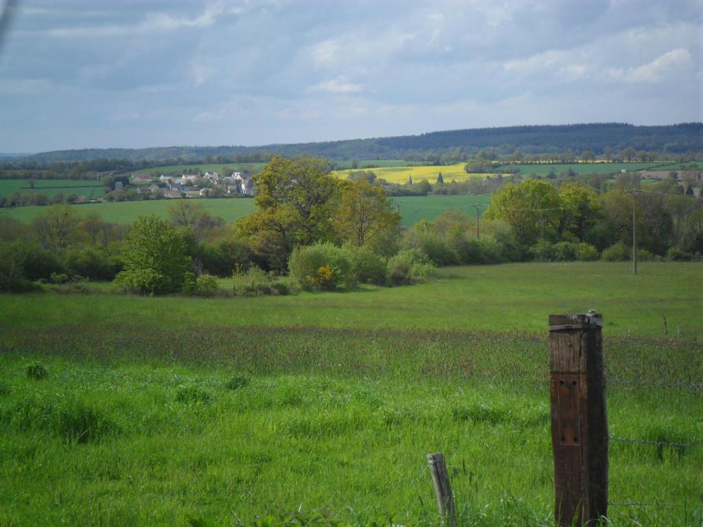 Les Hautes Loignieres Pre-en-Pail-Saint-Samson Exteriör bild